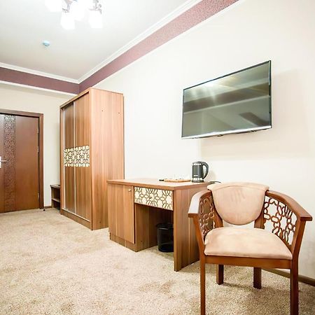 Reikartz Xon Tashkent Hotel Екстериор снимка