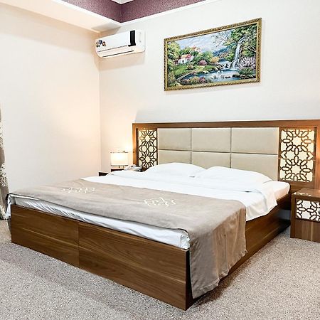 Reikartz Xon Tashkent Hotel Екстериор снимка