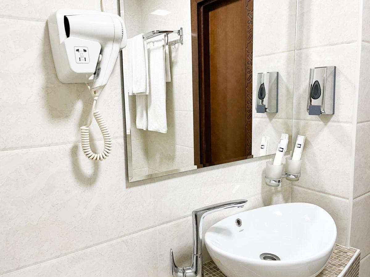 Reikartz Xon Tashkent Hotel Екстериор снимка